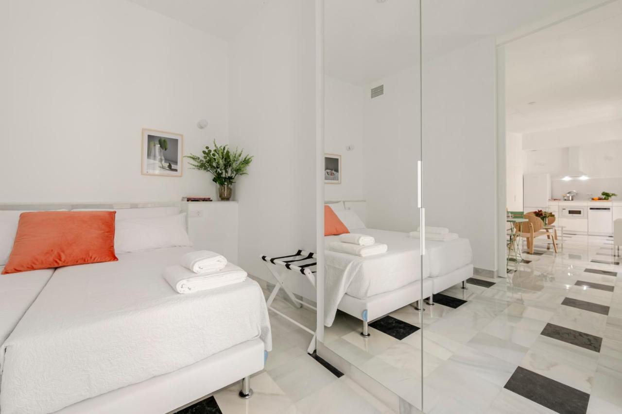 Aurora Terrace Apartments Севилья Экстерьер фото