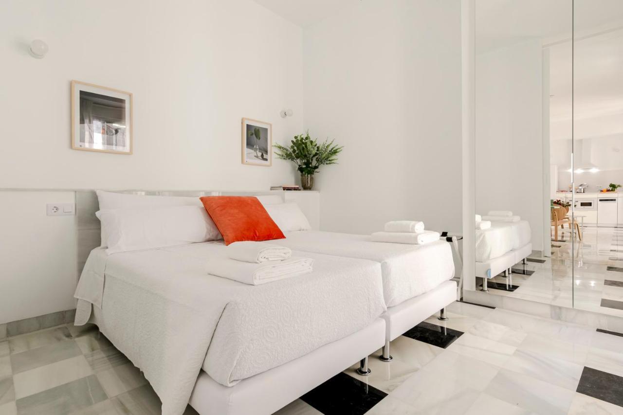 Aurora Terrace Apartments Севилья Экстерьер фото
