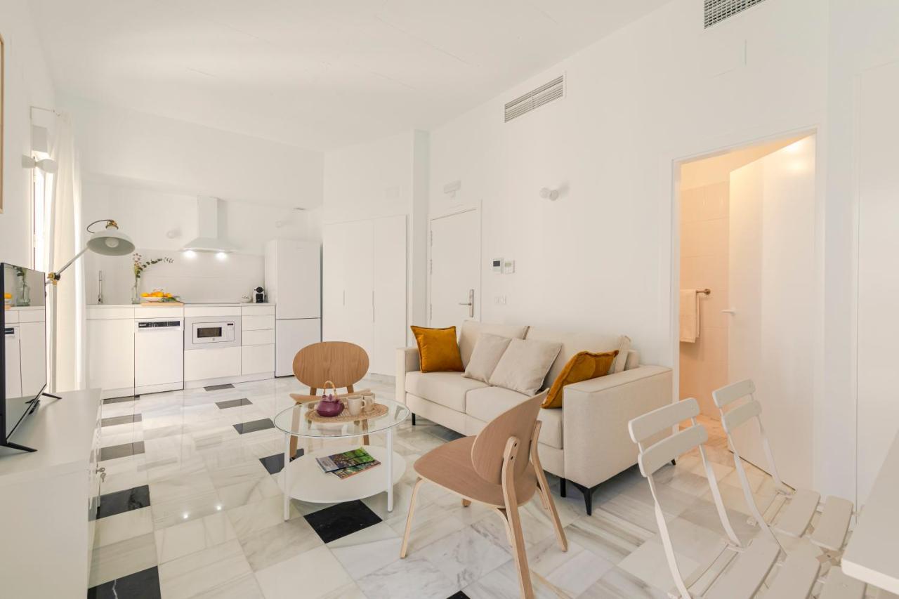 Aurora Terrace Apartments Севилья Экстерьер фото