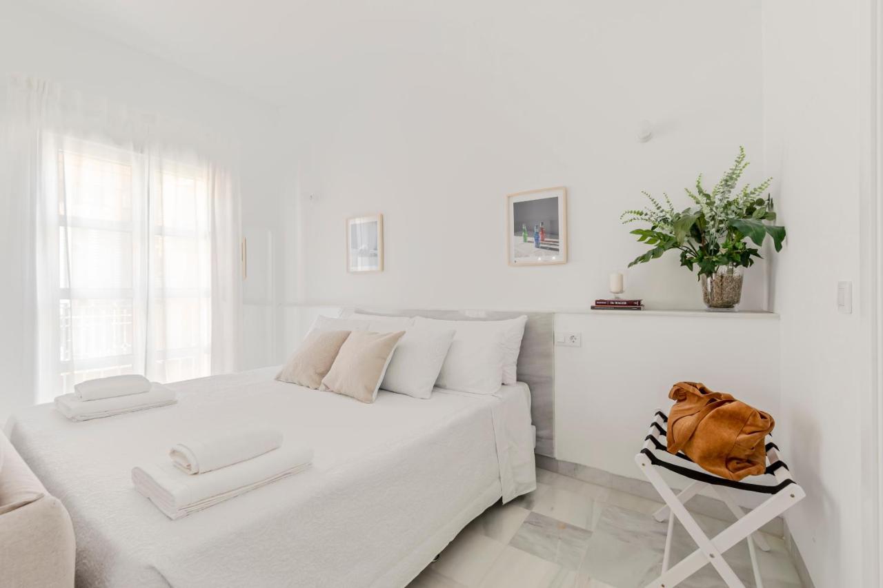 Aurora Terrace Apartments Севилья Экстерьер фото