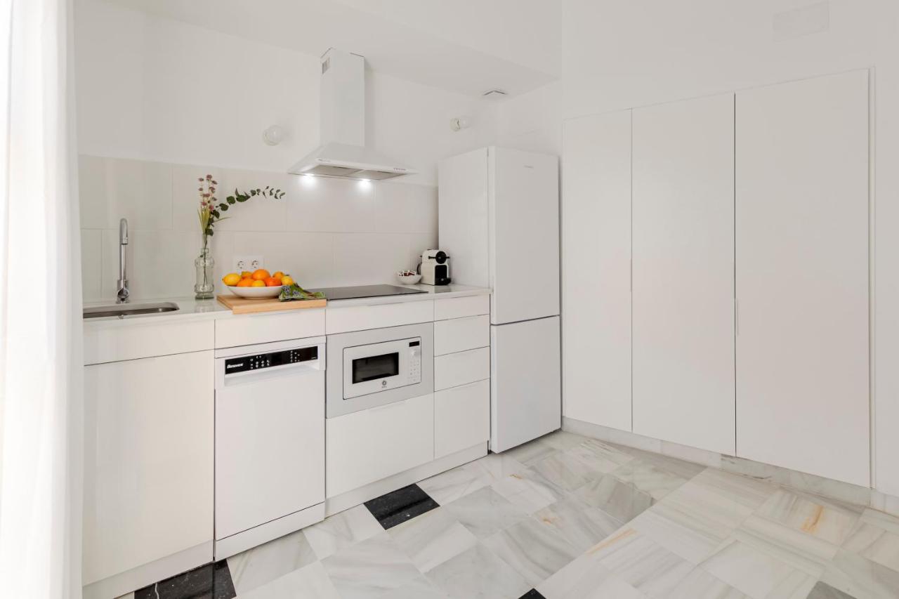 Aurora Terrace Apartments Севилья Экстерьер фото